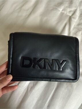 DKNY Black Leather Logo-Embossed Compact Wallet